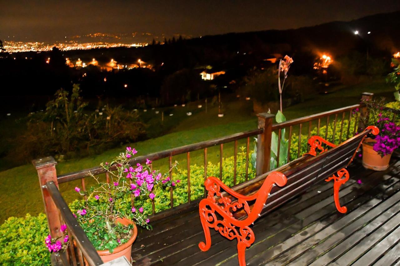 Poas Paradise Bed and Breakfast Poasito Esterno foto